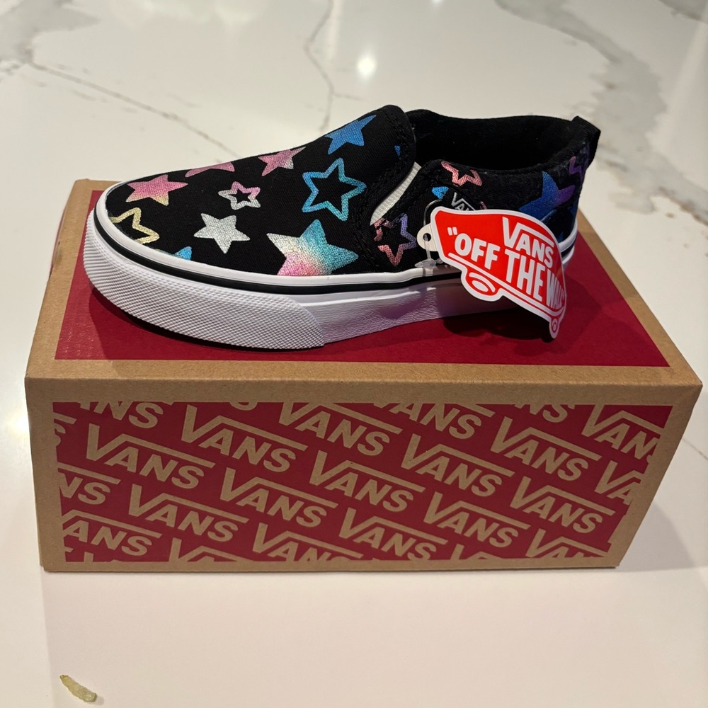 Kids Vans Black with Stars Slip-On Sneakers (new)